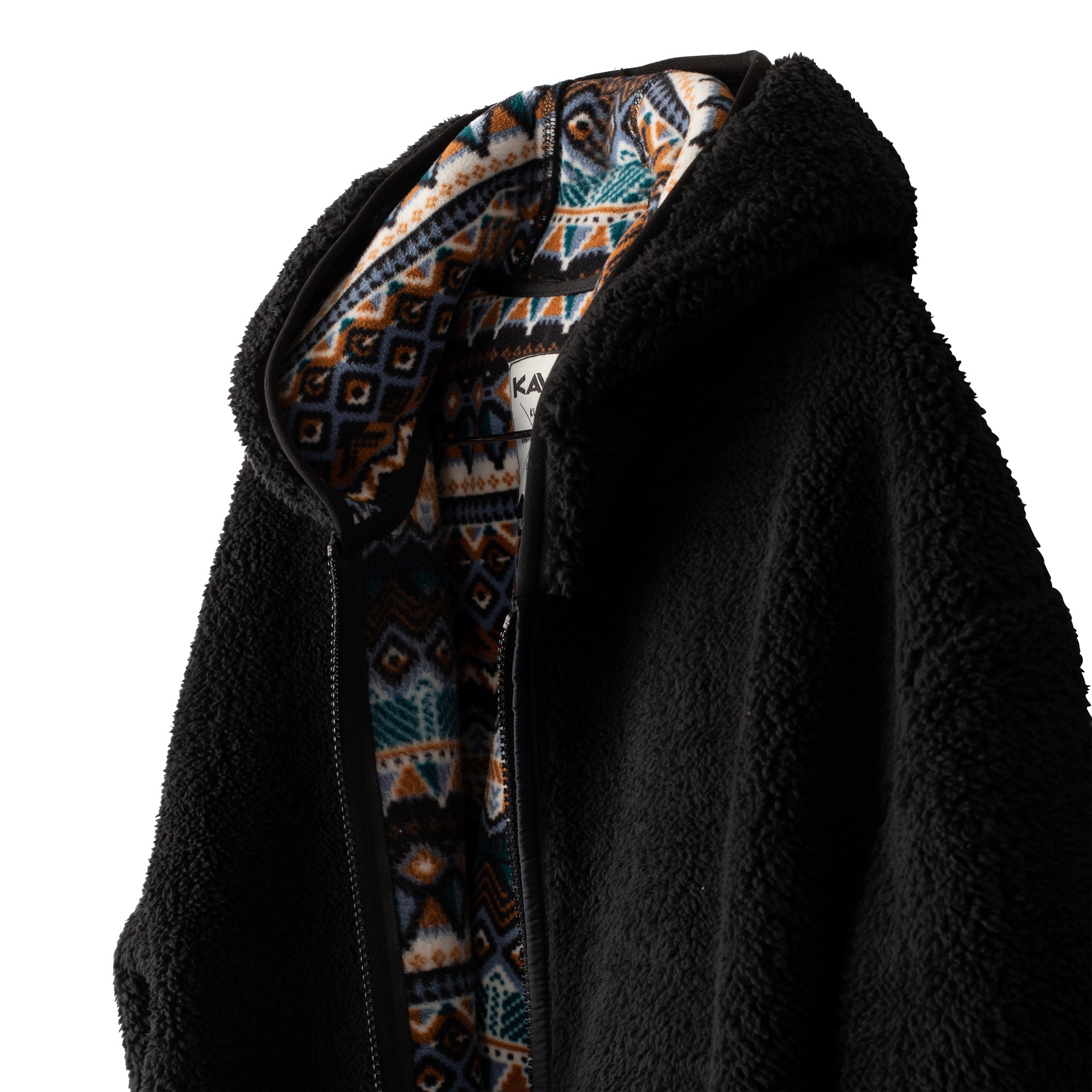 #colour_Black Chalet