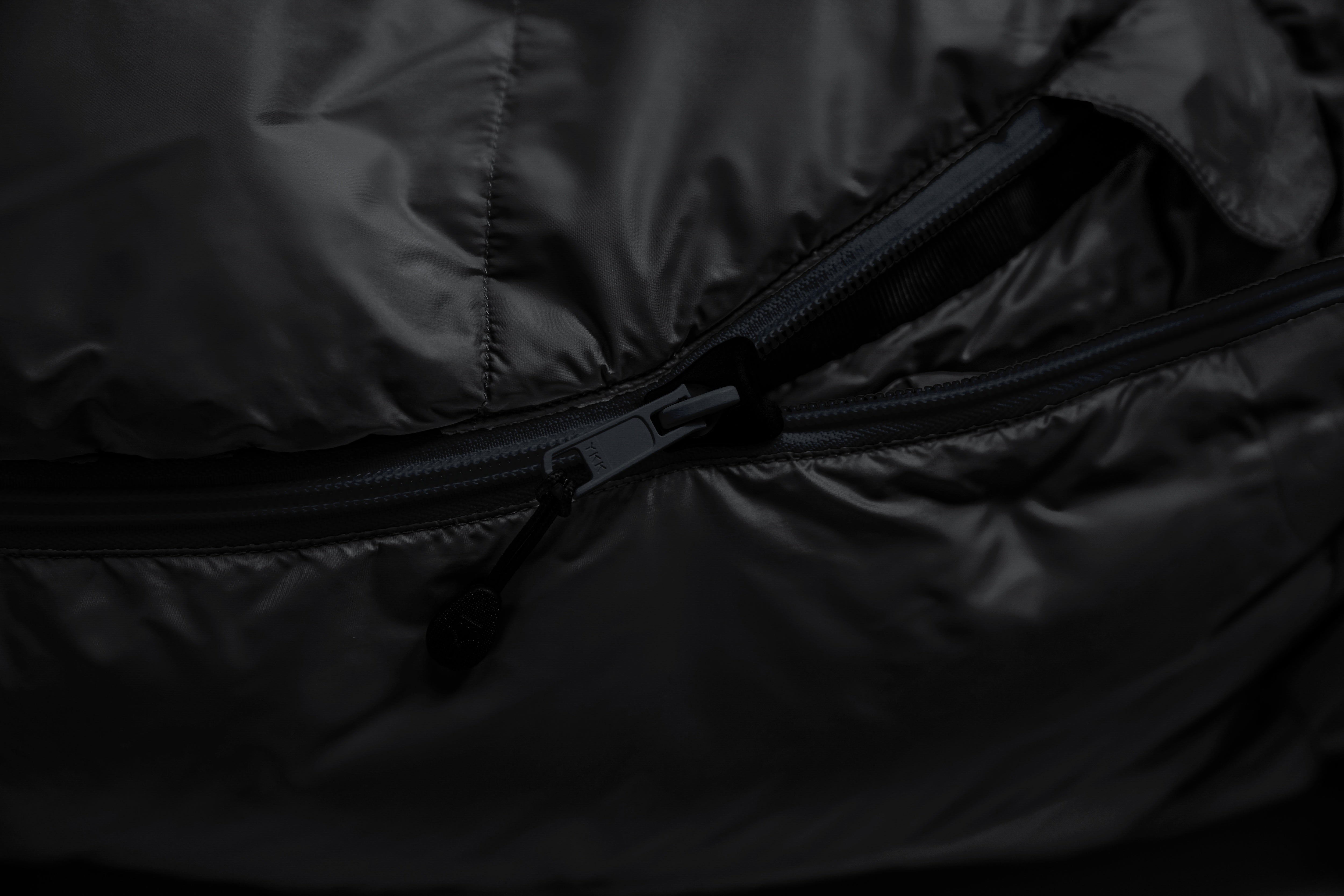 #colour_Black