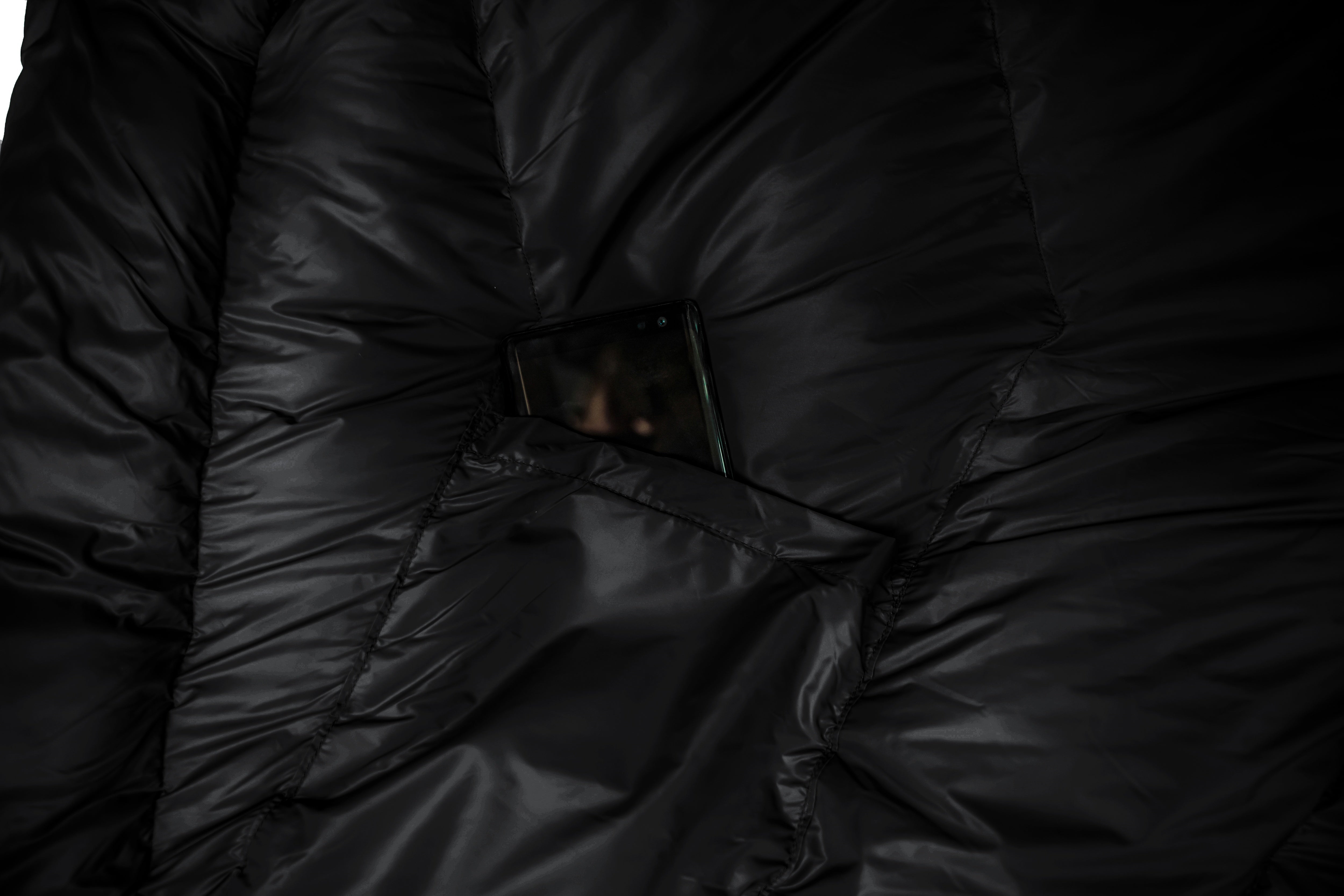 #colour_Black
