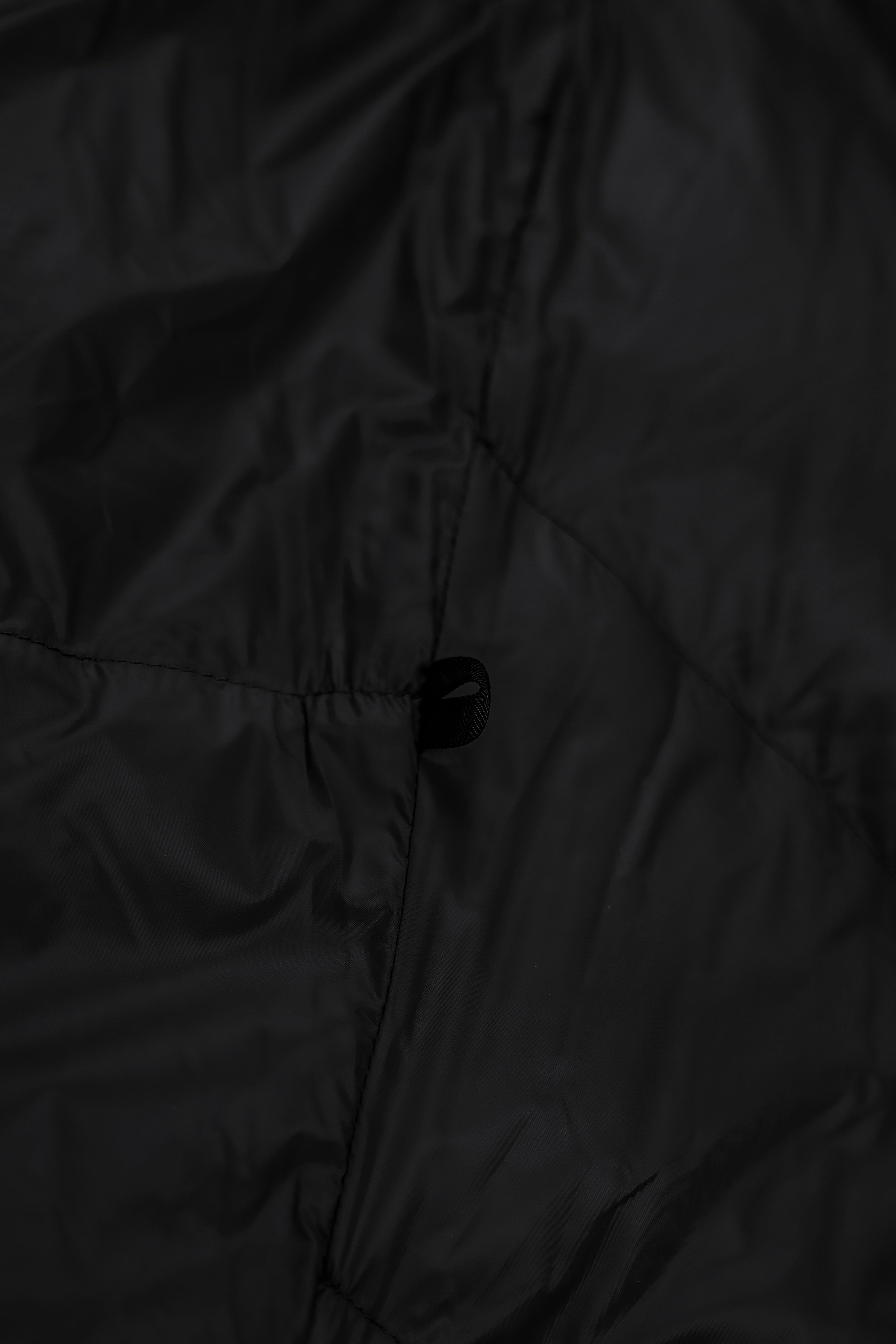 #colour_Black